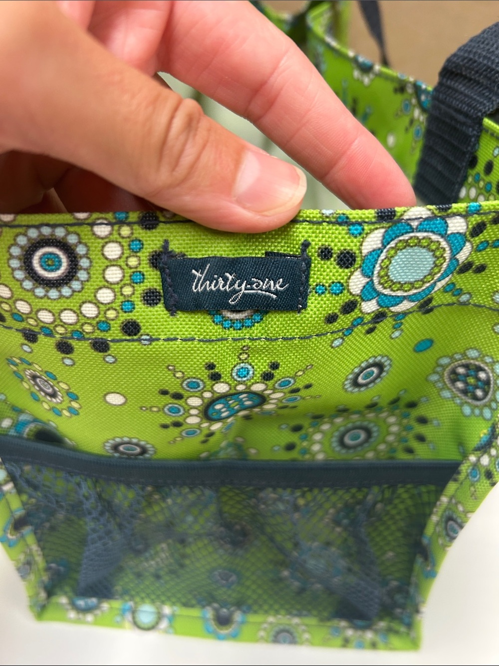 thirty-one Lime Green Circular Print Tote with Black Handles - Picture 4 of 7